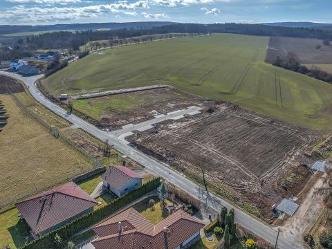 Prodej pozemku 1465 m² - Morašice